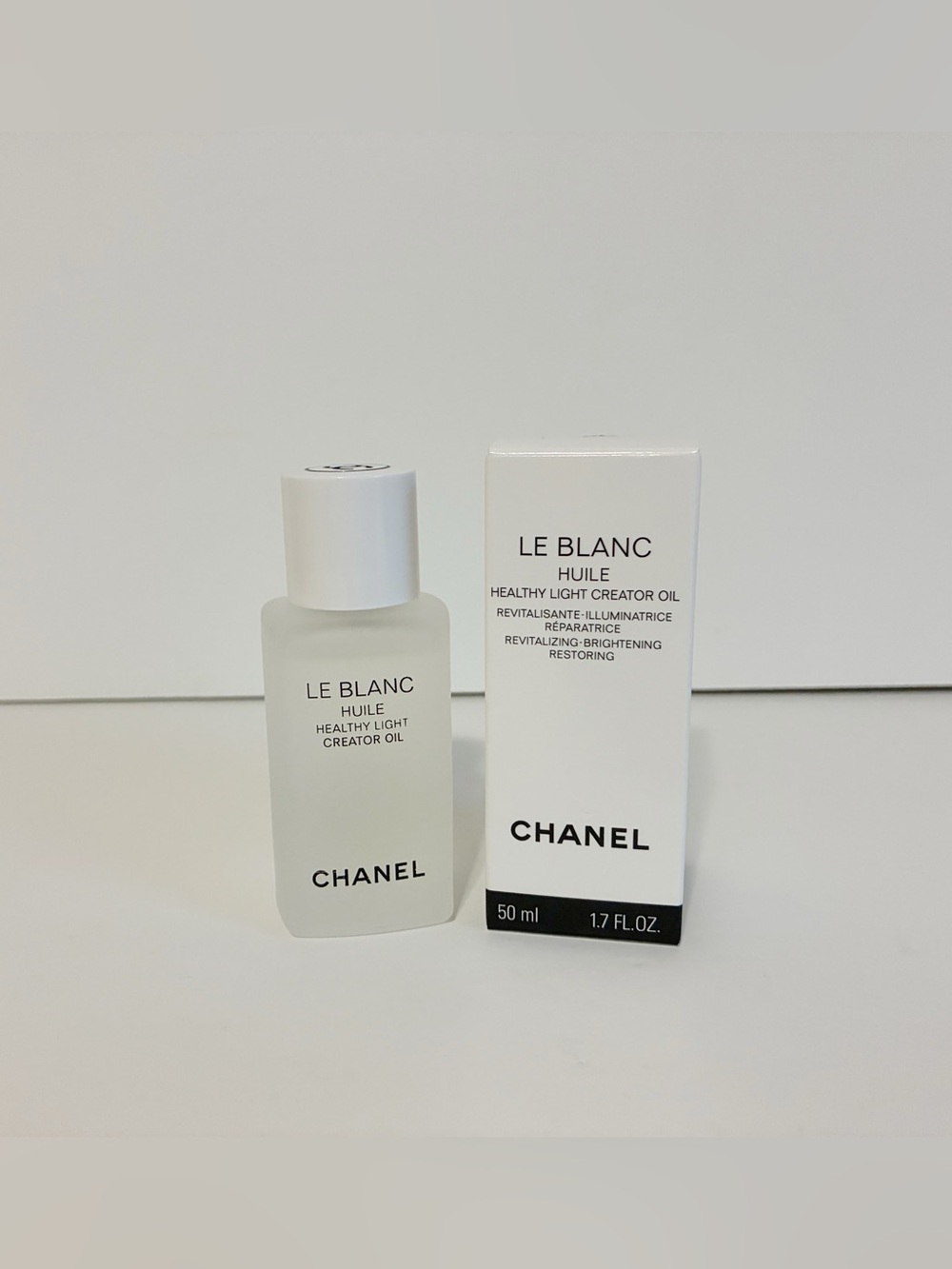 🌸 Chanel Le Blanc Huile Healthy Light Creator Oil, 50ml/1.7fl.oz.